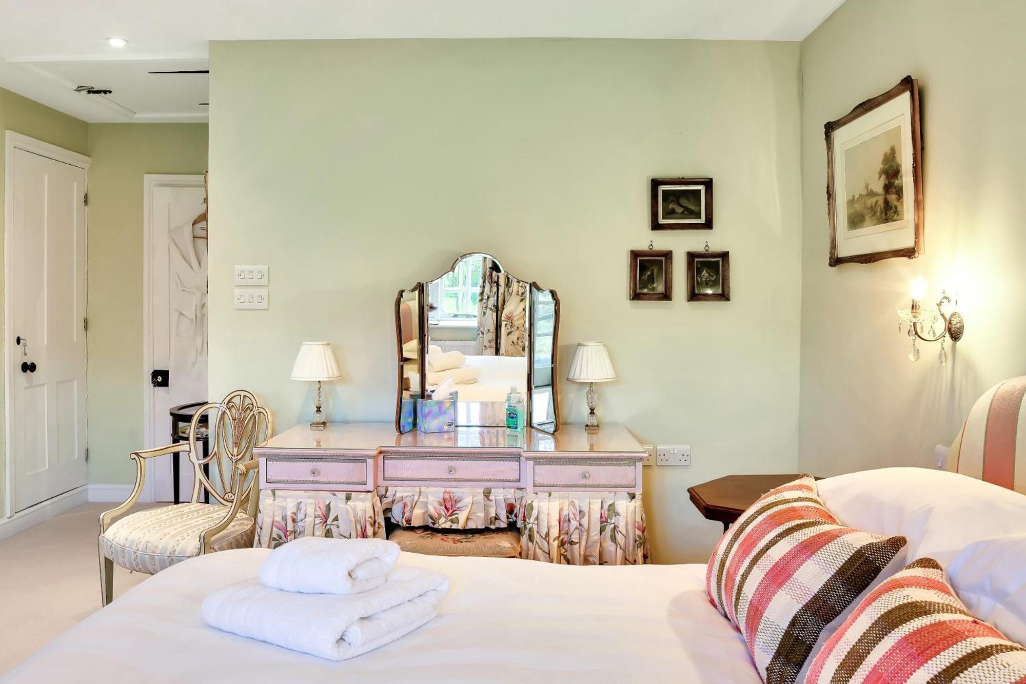 แคลร์ คอทเทจ Bed & Breakfast เชอร์บอร์น ภายนอก รูปภาพ